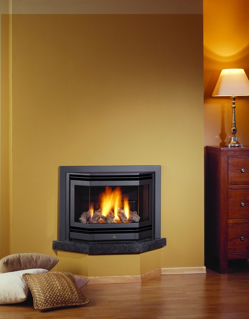 Unica 52/Saillant 52